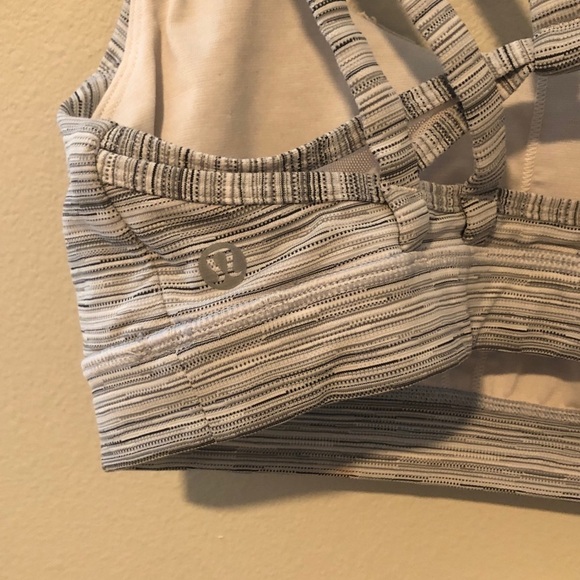 Lululemon Energy Bra - Picture 4 of 5